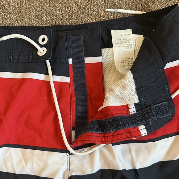 Hollister Swim Shorts - Picture 5 of 7